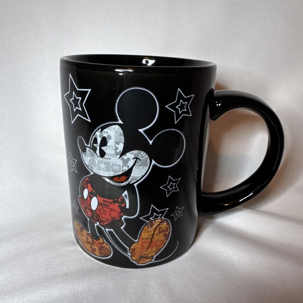 Disney Jerry Leigh News Print Mickey Mouse Stars 12oz Coffee Cup Mug Black - Picture 1 of 3